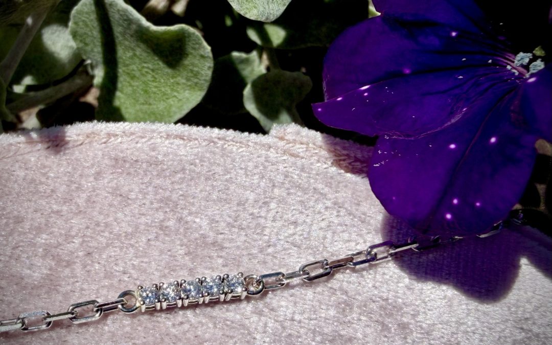 The Complete Guide to Wedding Jewelry: From Bride to Bridesmaids and Beyond